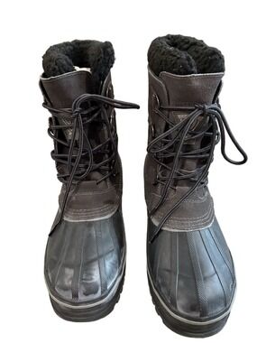 Skechers North Summit waterproof boots. Men’s size 9. Lined Outdoor lace up. NWT